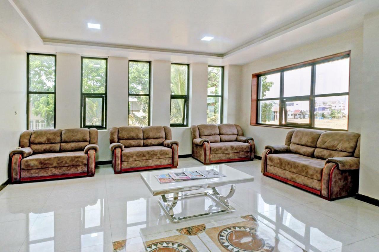 Oyo 29405 Leela Paradise Villa Hasszan Kültér fotó